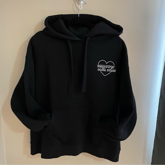 Brunette The Label The  "EMPOWER EACH OTHER" Big Sister Hoodie | One Gir… - Picture 4 of 11